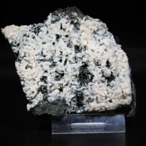 Albite crystals on dark matrix from Valberg Quarry Norway