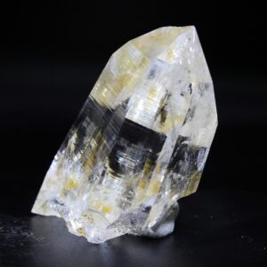 Colombian rock crystal with natural internal growth structures