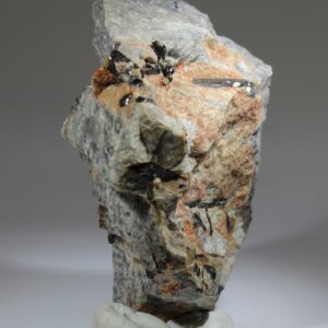 Side view of zirconolite var. polymignite from Håkestad Quarry, Norway