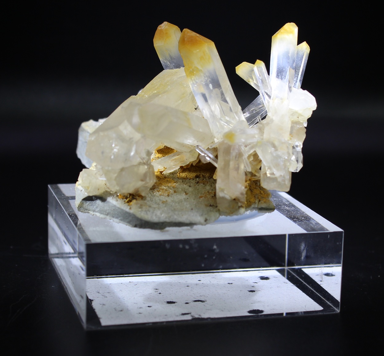 Mango Quartz crystal group from Cabiche Colombia with clear Quartz crystals and yellow-orange tips
