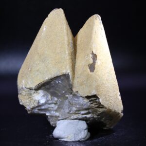 Calcit Skalenoeder aus dem Steinbruch Bleiwäsche Sauerland Rückansicht